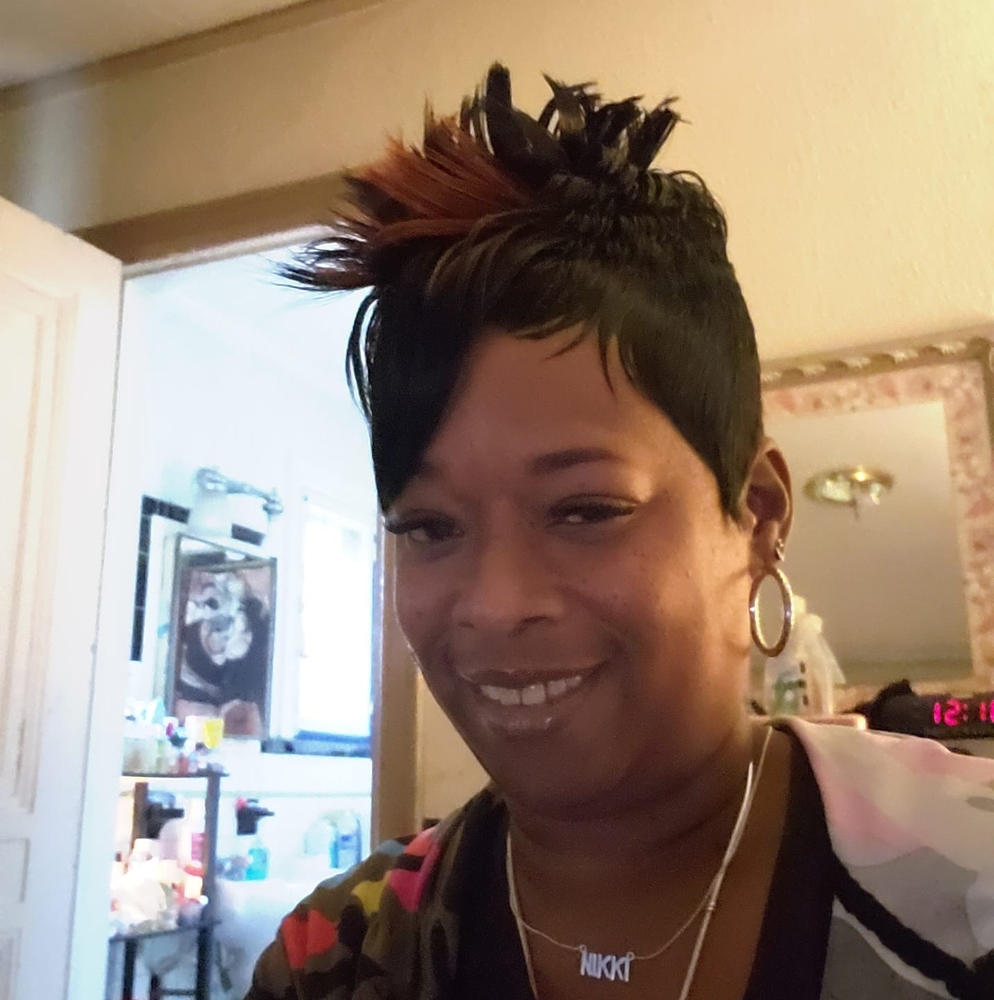 Meet your Posher, Nikki